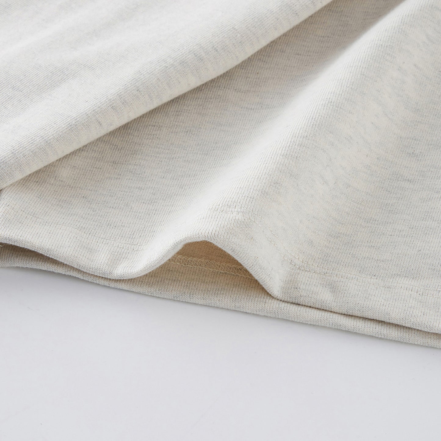 FineAF Oat heavyweight T-shirt straight hem and side seam detail